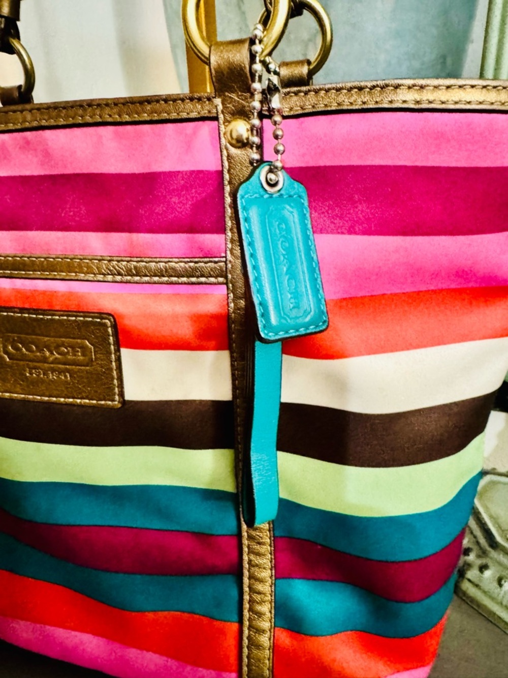 Coach Legacy Satin Stripe Tote Bag with metallic leather trim 2009 (F14009) GUC - Picture 11 of 16